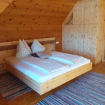 Biohof Koeck Tonibauer * Zeutschach