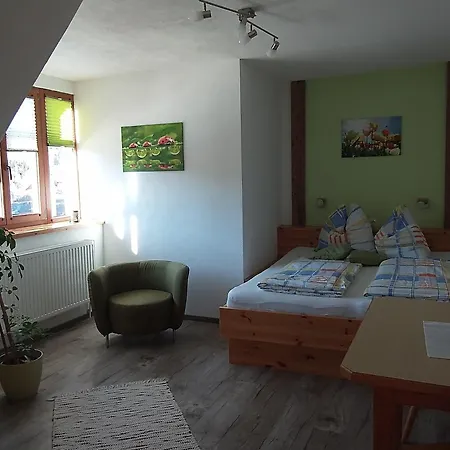 Farm stay Biohof Koeck Tonibauer